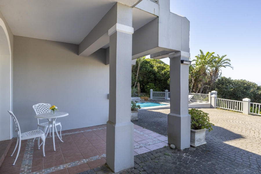 4 Bedroom Property for Sale in West Beach Eastern Cape